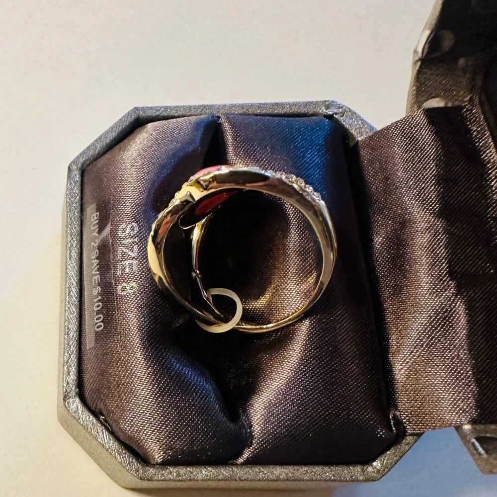 Dillard's Ring Faux Rose Quartz Gold Tone CZ Rhinestone Size 8
